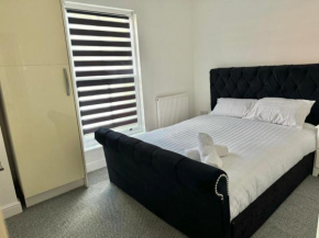Cozy & Stylish Apt, Parking & Near City Centre
